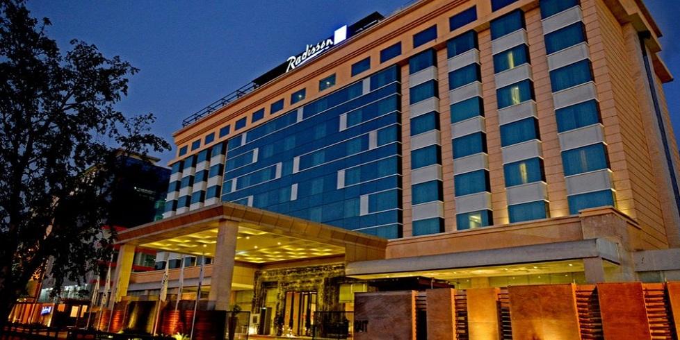 Radisson Blu Jaipur Hotel Exterior photo